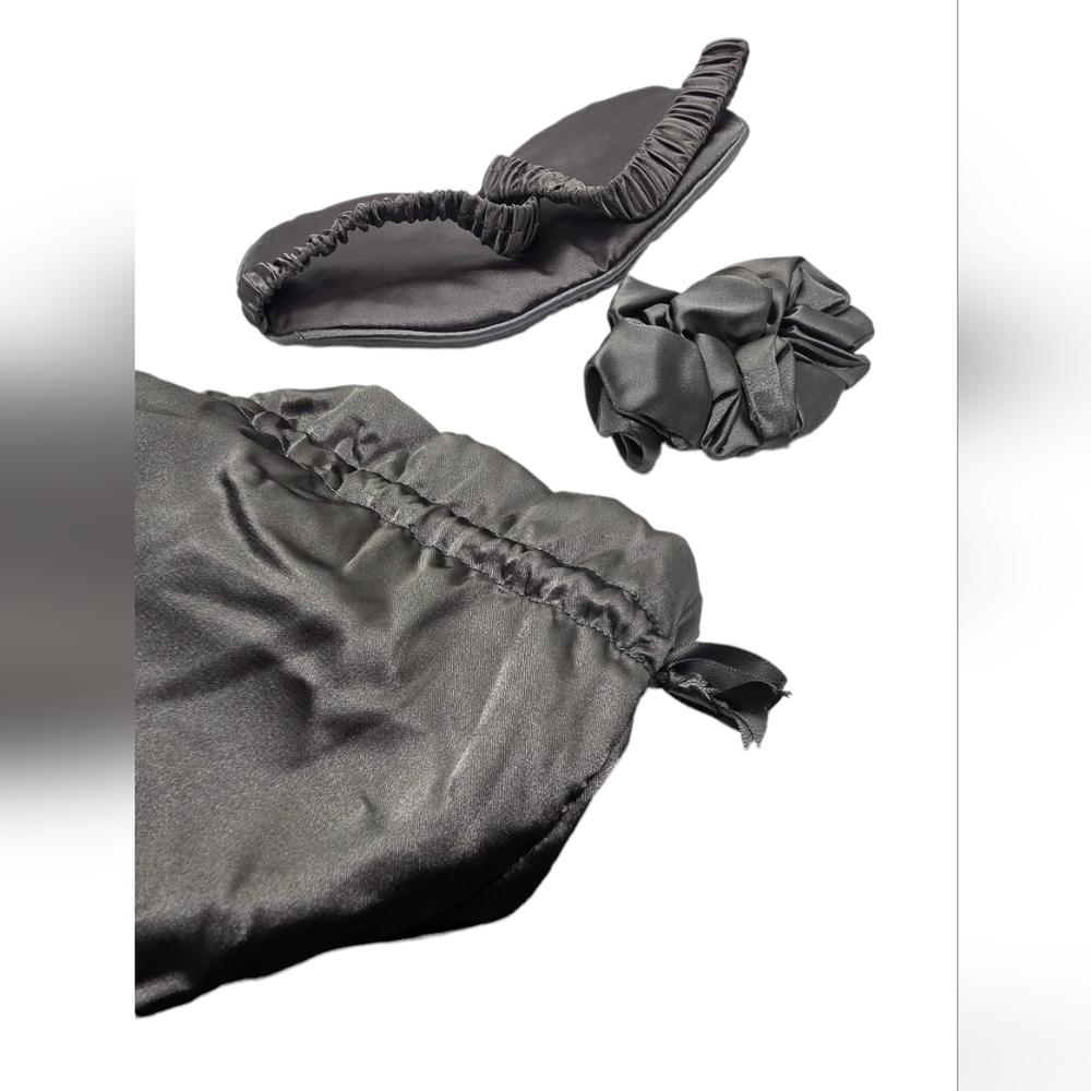 Eye mask and hair scrunchie with pouch 3 piece set